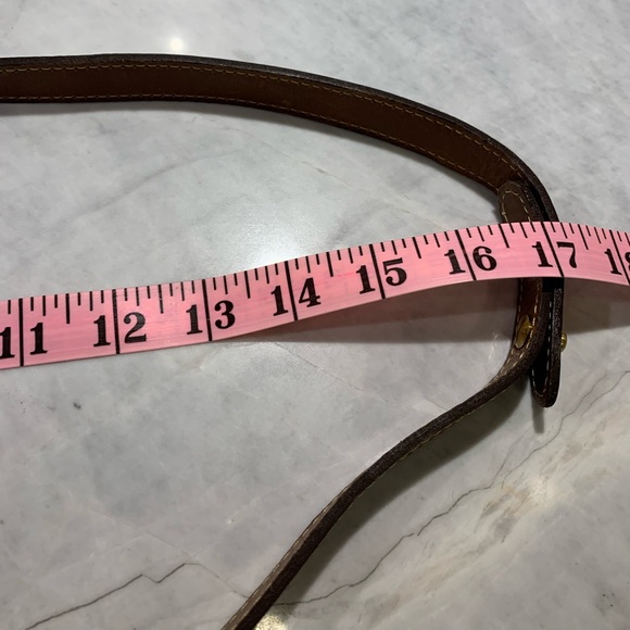 Maggie B wool felted purse with adjustable straps and leather trim inside zipper - Picture 11 of 12